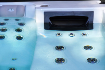 Whirlcare Whirlpool Charisma Ausstellungsstück