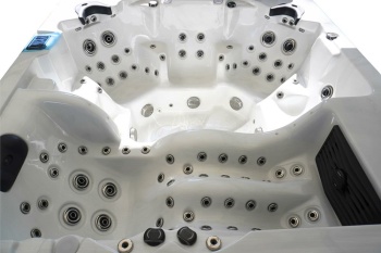 Whirlcare Whirlpool Expression Ausstellungsstück